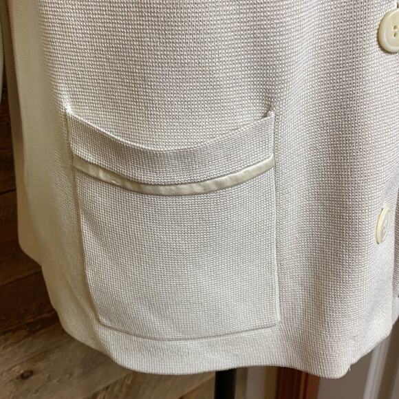 Eileen Fisher Ivory button front silk sweater jacket- large- Gorgeous piece - Picture 5 of 7